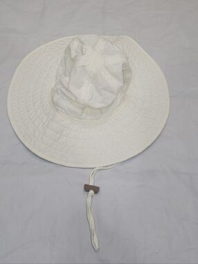 White Wide Brim Sun Hat with Chin Strap